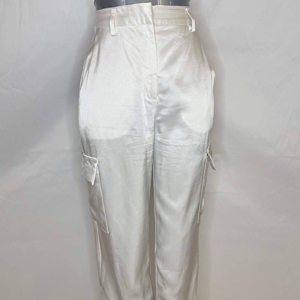 Aritzia Babaton Refined Satin Cargo Pant in Matte Pearl - Picture 5 of 9